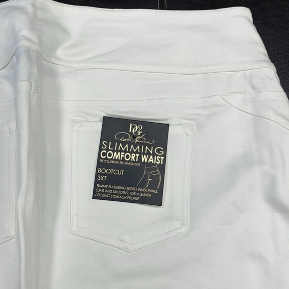 DG2 by Diane Gilman Stretch Knit Twill BootCut Jegging - Picture 7 of 14